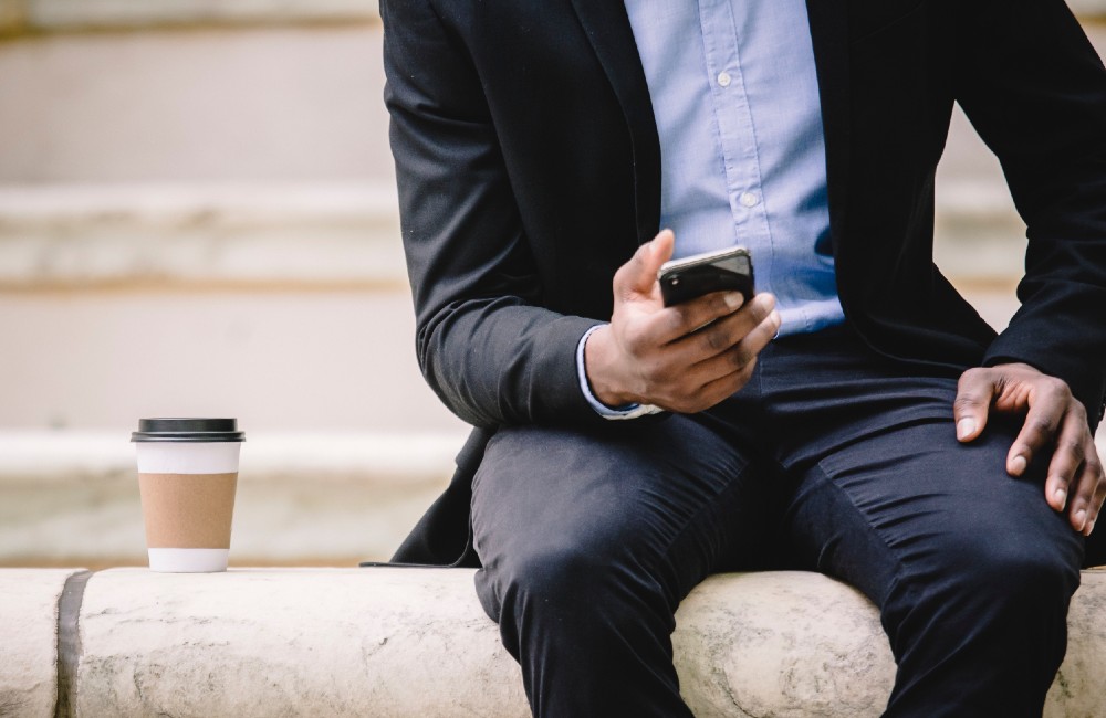 Echtzeit-Netz 5G+ für 37 Mio. Menschen verfügbar