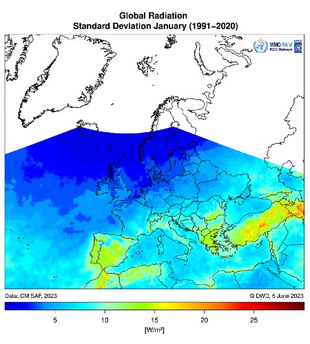 Europakarte mit farbcodierter Darstellung der Standardabweichung der Globalstrahlung im Januar von 1991 bis 2020 – höhere Werte vor allem im Süden sichtbar.